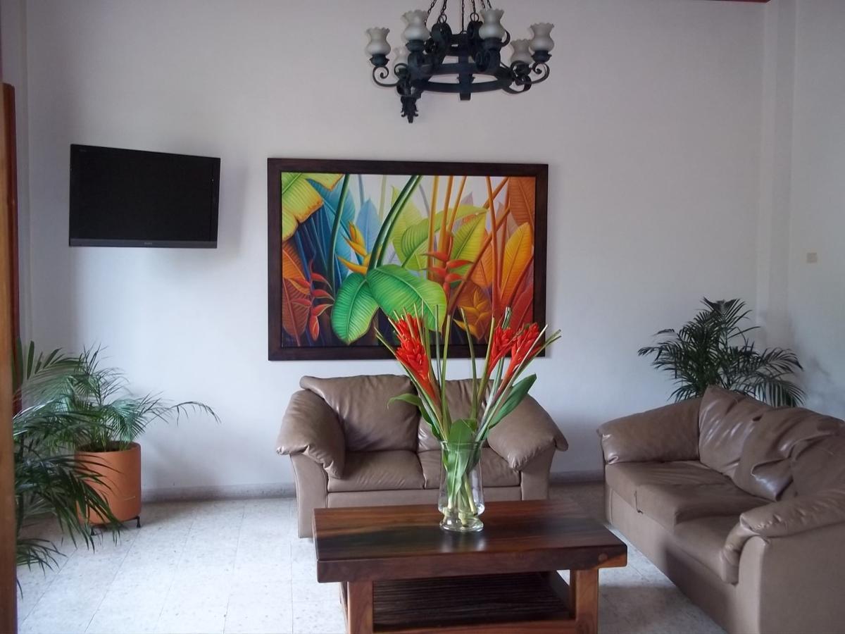Hotel Valdivia Plaza คาร์ดิน ภายนอก รูปภาพ