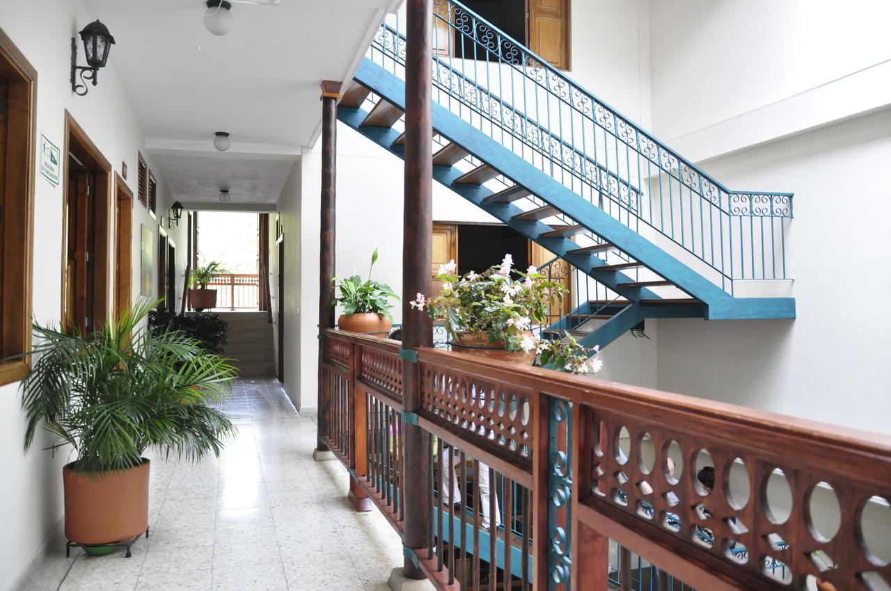Hotel Valdivia Plaza คาร์ดิน ภายนอก รูปภาพ